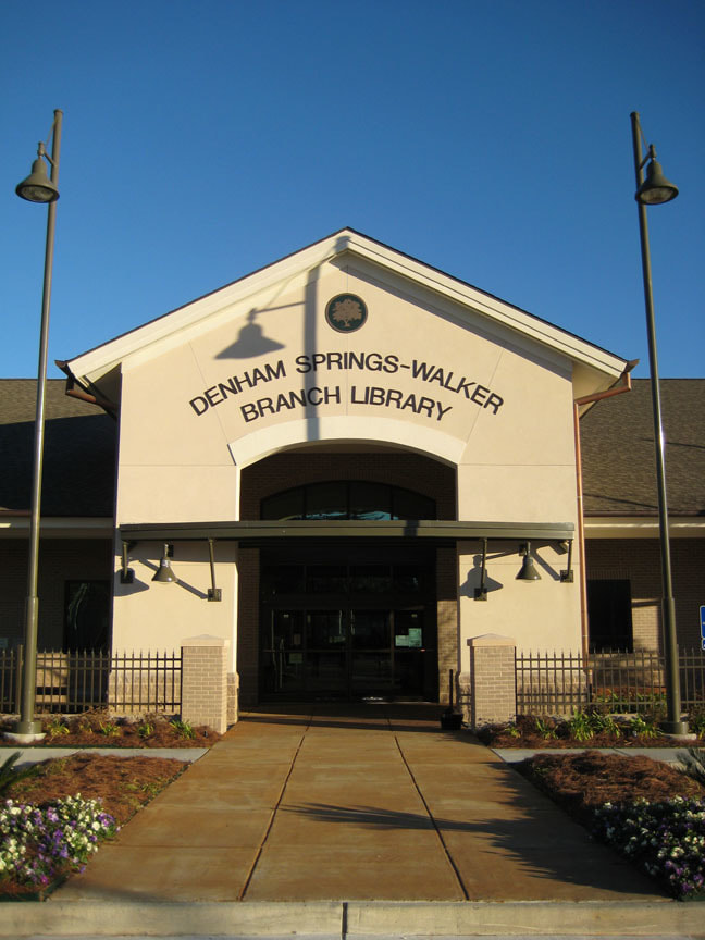 Exterior image of the Denham Springs-Walker branch of Livingston Parish Library. Designed by Cockfield Jackson Architects.