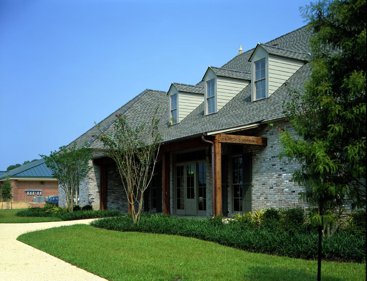 Exterior image of the Louisiana Bankers Association offices designed by Cockfield Jackson Architects.