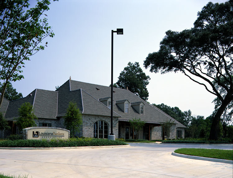 Exterior image of the Louisiana Bankers Association offices designed by Cockfield Jackson Architects.